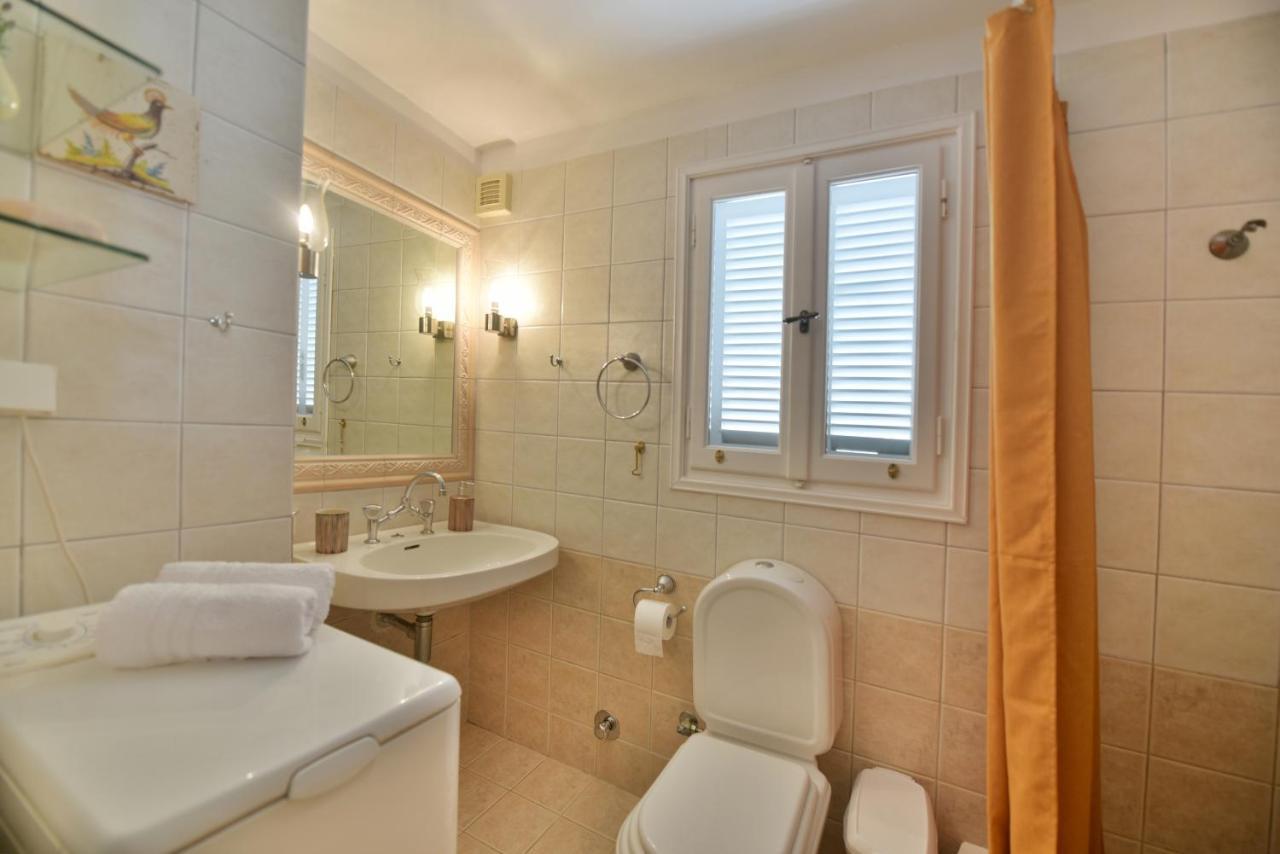Feel At Home - Family House In Hydra Exteriör bild